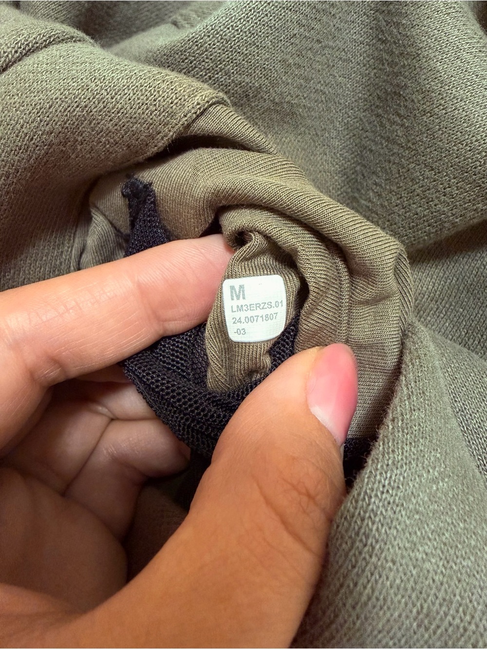 Lululemon Men's Hoodie - Picture 4 of 4
